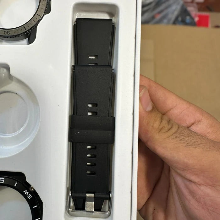 SK 22 Smartwatch with 2 Watch Bodies & 2 Straps