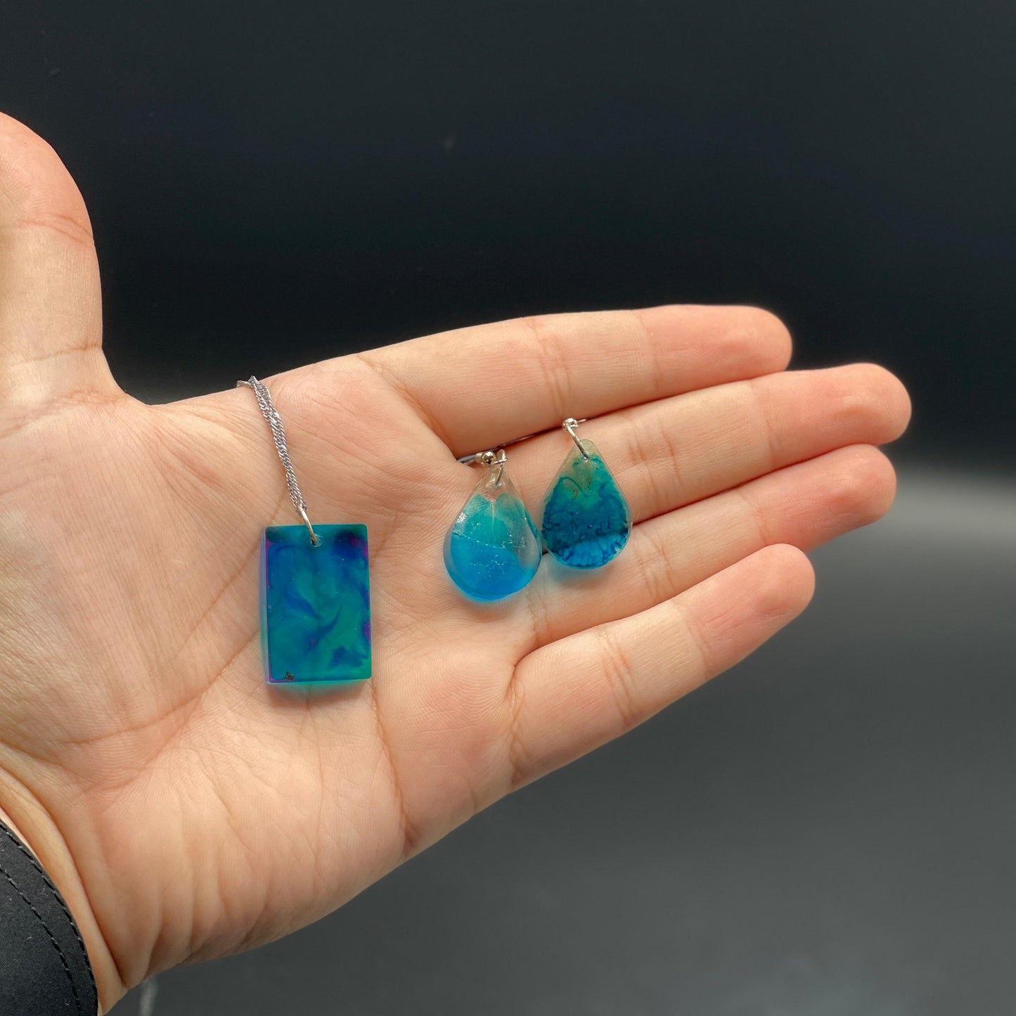 Handmade Resin Locket And Earrings Set