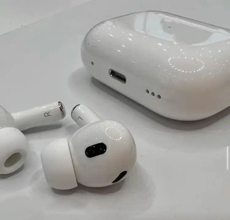 AirPods Pro (2nd Gen)